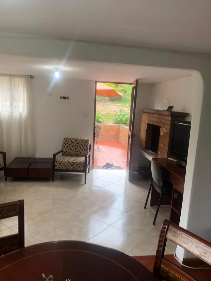 Hacienda Moncora Cabana Lago P 1 El Rosal エクステリア 写真